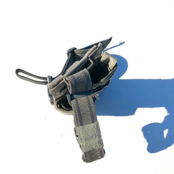 UH-92F-MS-UCA Eagle
Industries Molle Universal 92F
Holster Nsn 1095-01-541-1514 - Picture 8 of 12